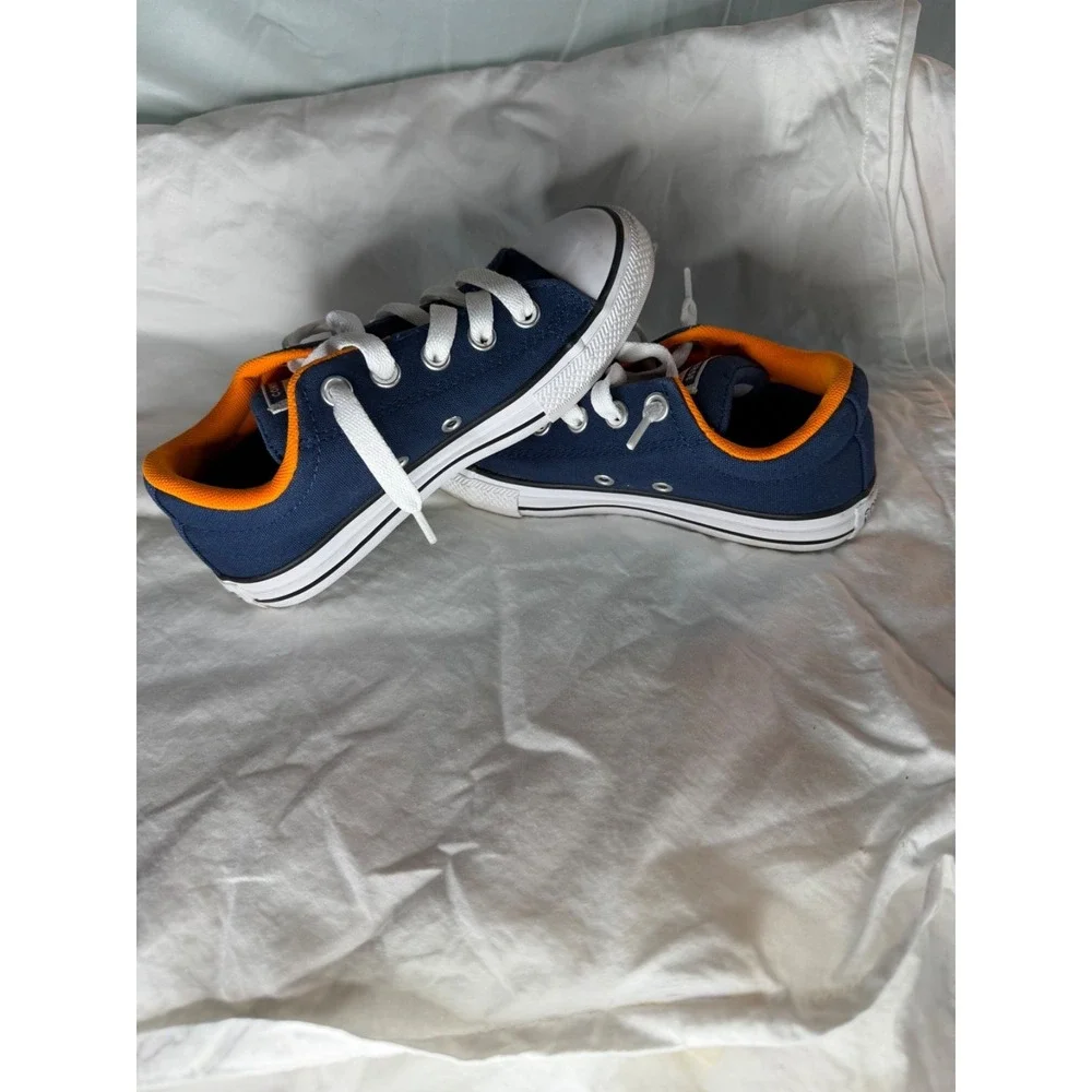 Kids‎ Converse Chuck T navy & orange sz 1